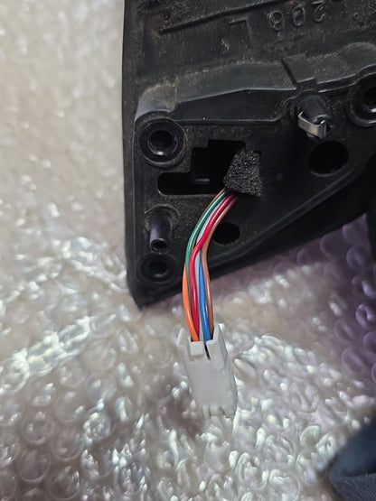 2006 Mazda MPV- Left Door Mirror PN: 7 wires
