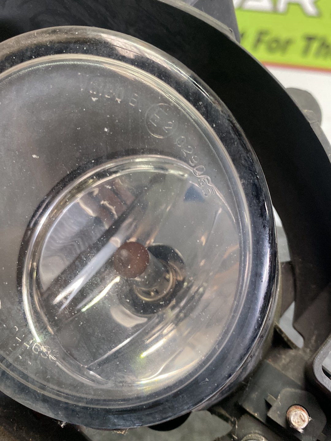2008 Nissan Dualis - Left Fog Light PN: 89206415