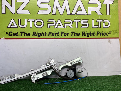2011 Nissan Fuga - Right Front Window Regulator/Motor PN: 80730-1MA0A