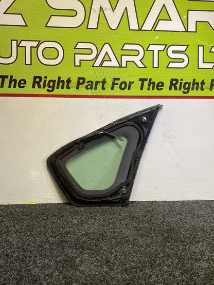 2004 Nissan Teana- Left Rear Cargo Glass PN: Tint number M2E2