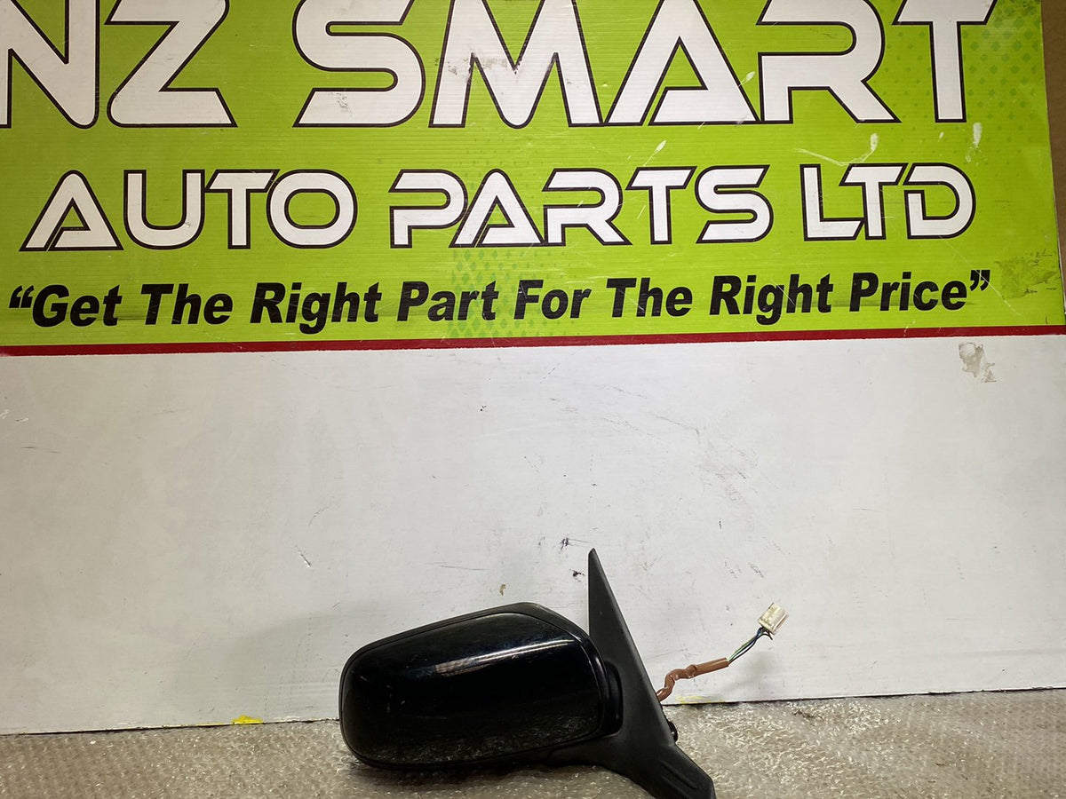 2005 Subaru Impreza- Right Door Mirror PN: 5 wires