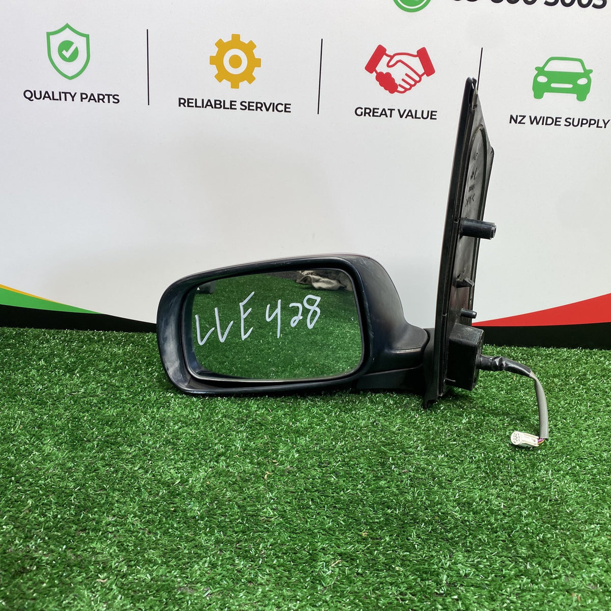 2005 Used Toyota Isis - Left Door Mirror PN: 5 Wires