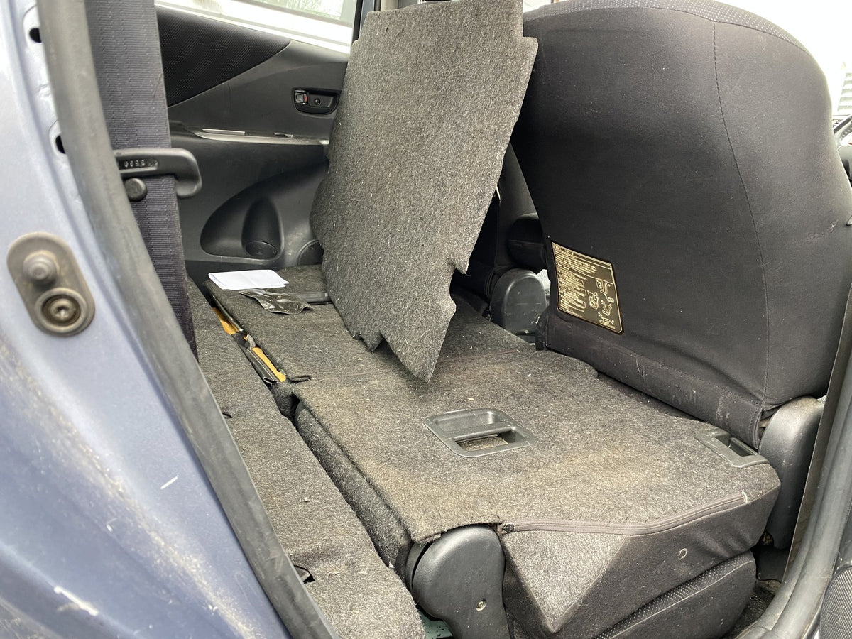 2005 Toyota Ractis NCP100 Dismantling For Parts