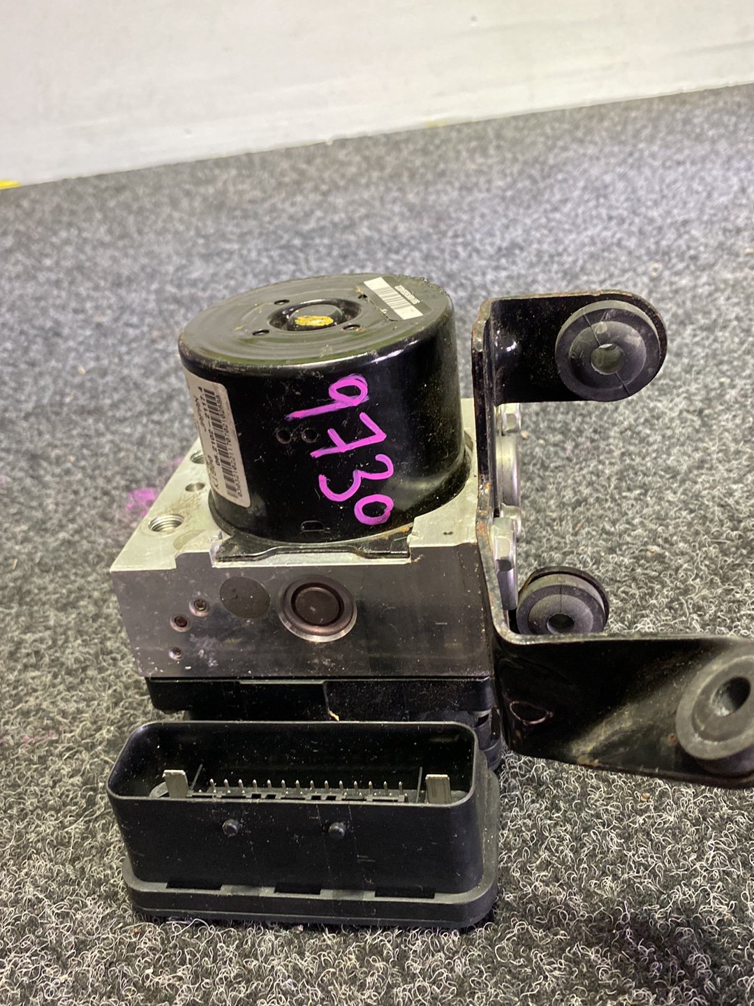 Mazda Axela- ABS Pump/Modulator