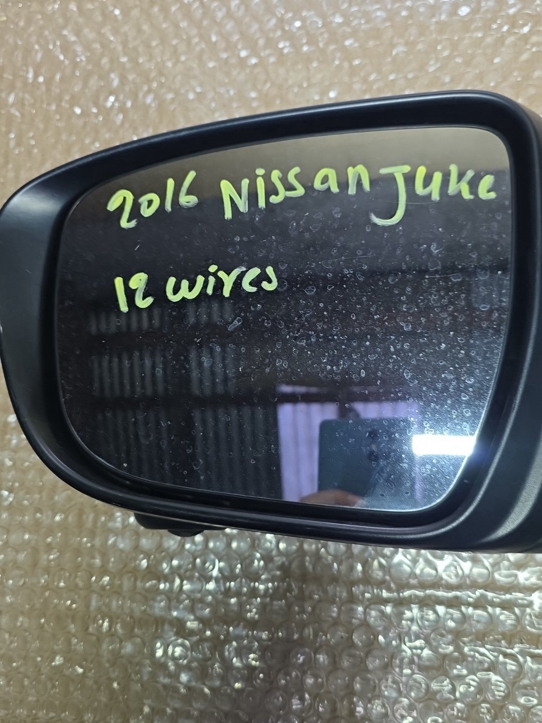 2016 Nissan Juke- Left Door Mirror PN: 11 wires