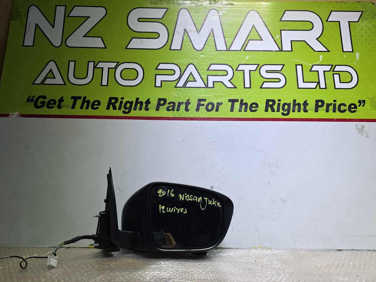 2016 Nissan Juke- Right Door Mirror PN: 2 plugs 15 wires