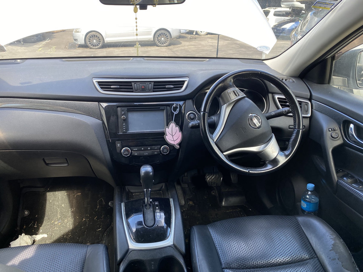 2015 Nissan X-Trail Hybrid All-Mode HT32 Dismantling For Parts - Dismantling For Parts