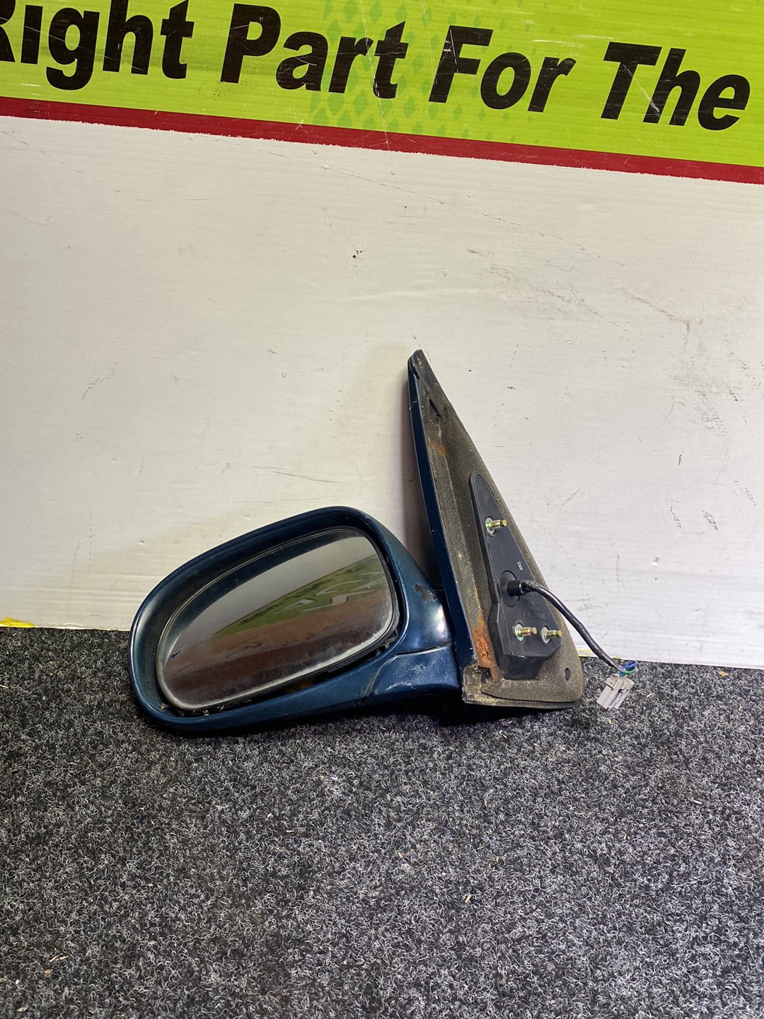 2002 Nissan Pulsar - Left Door Mirror PN: 3 wires
