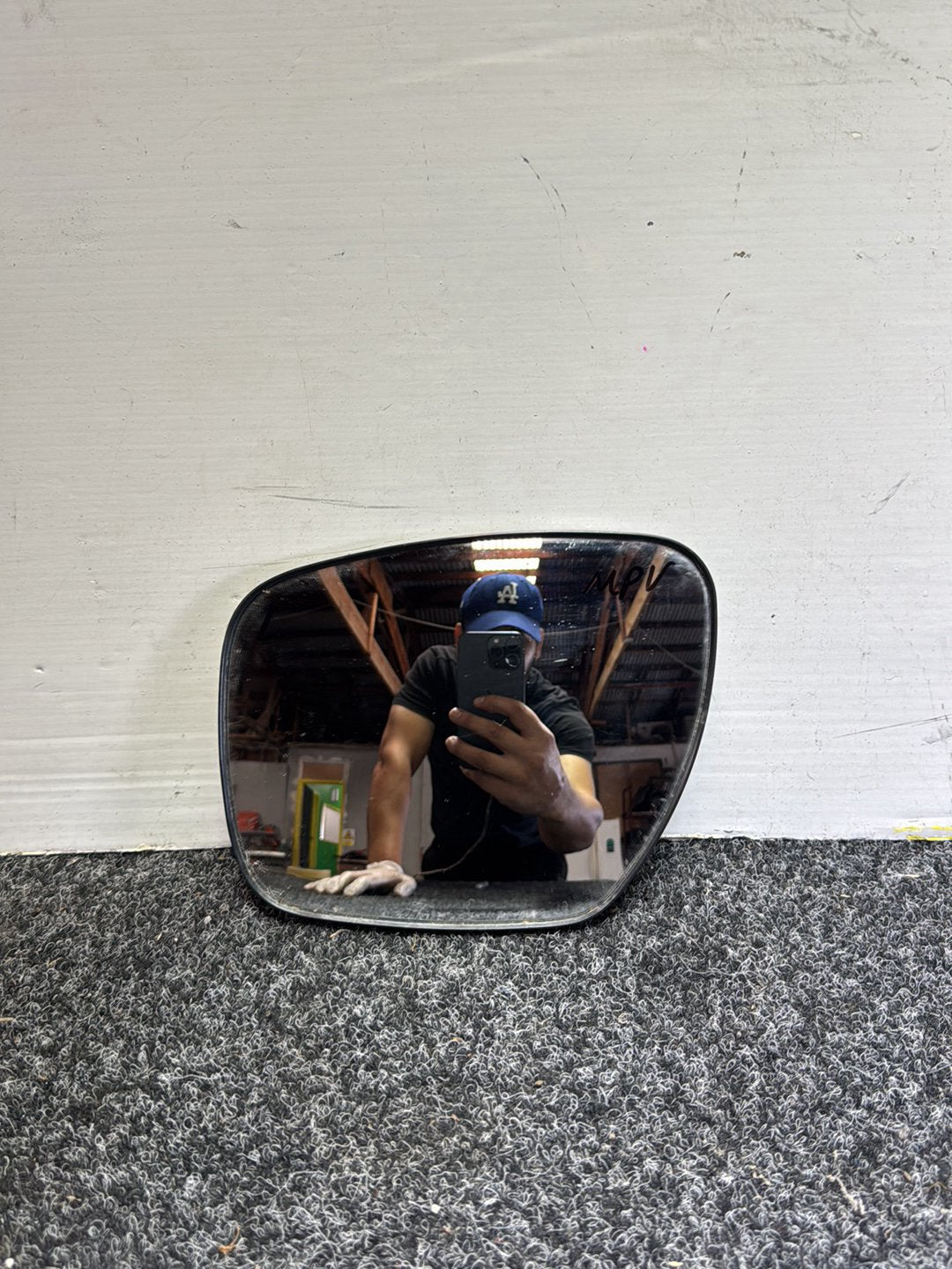 2007 Mazda MPV - Left Door Mirror Glass