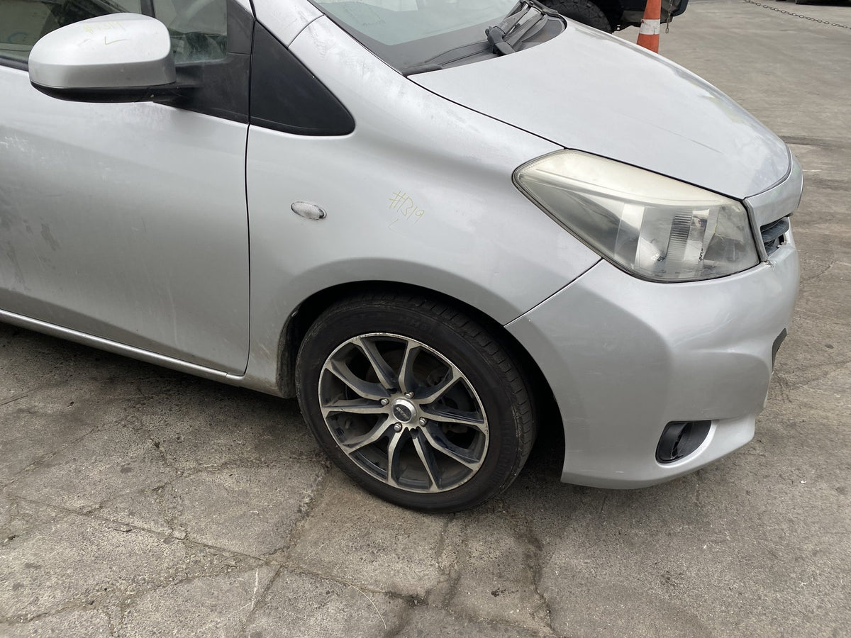 2014 Toyota Yaris YR- Dismantling For Parts