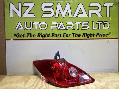 2005 Nissan Tiida JC11 - Left Taillight PN: P4086