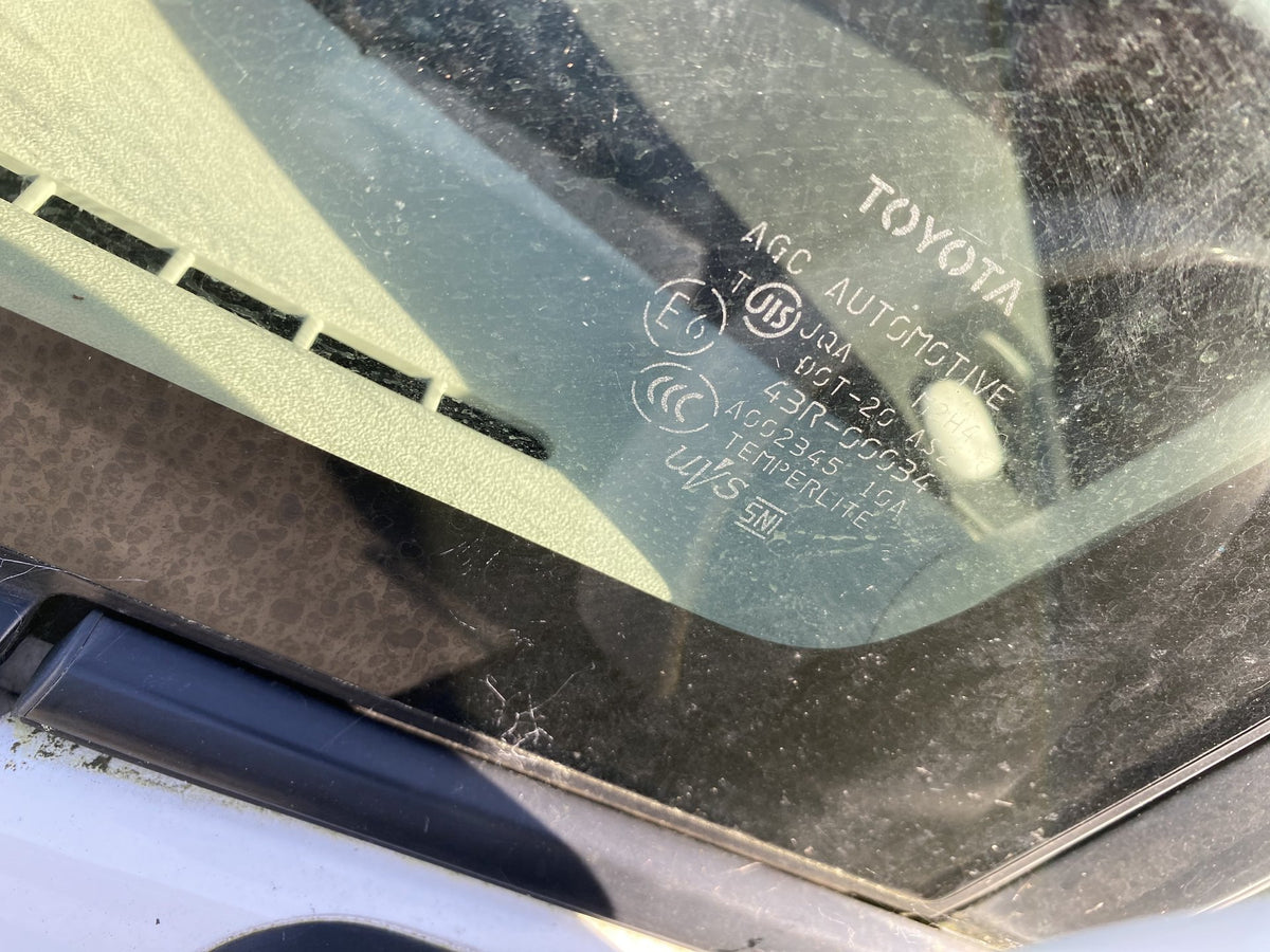 2015 Toyota Prius ZVW30 Dismantling For Parts