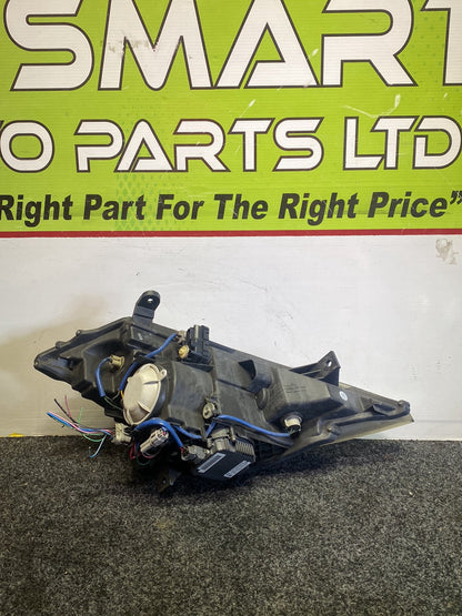 2007 Nissan Murano- Right Headlight