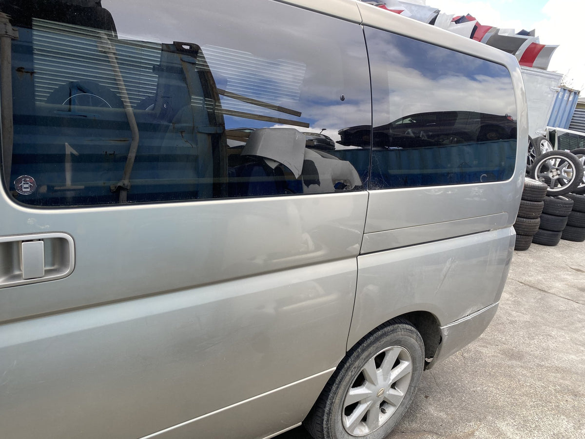2004 Nissan Elgrand Highway Star E51 Dismantling For Parts