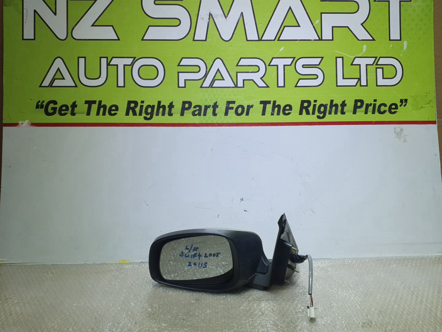 2005 Suzuki Swift- Left Door Mirror PN: 5 wires