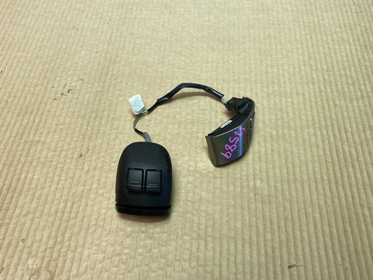 Honda Integra- Right Steering Wheel Controls PN: left steering wheel control