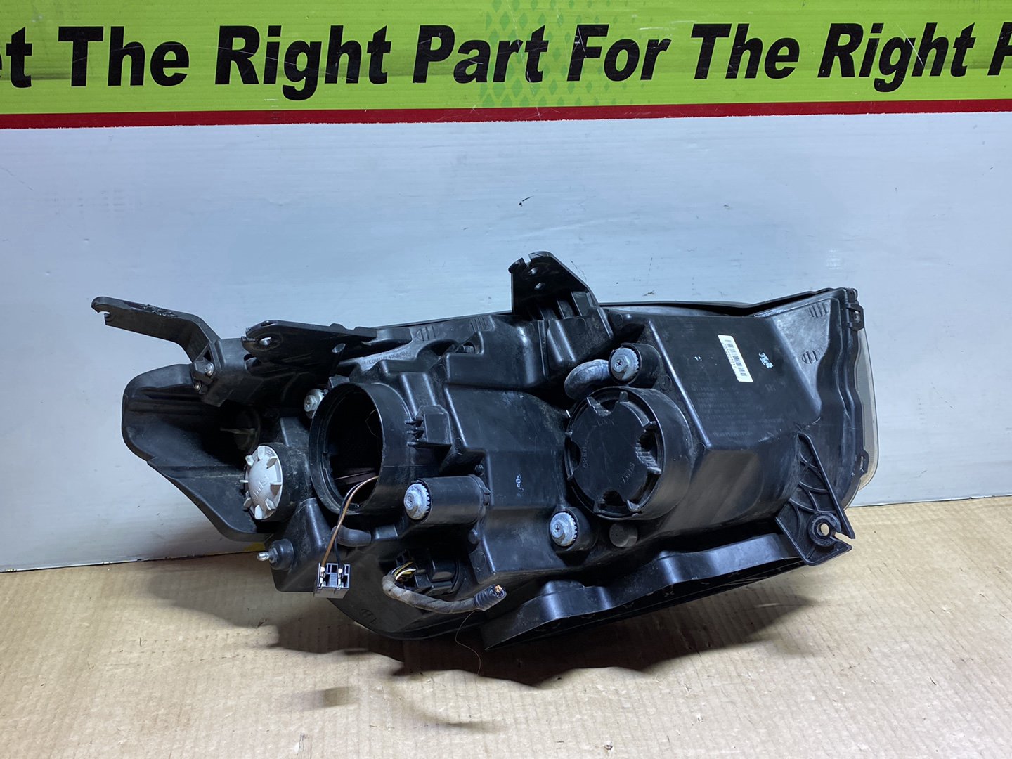2016 SsangYong Korando - Left Headlight
