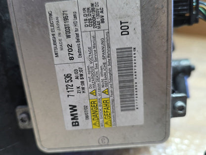 2009 BMW 320i - Left Headlight PN: