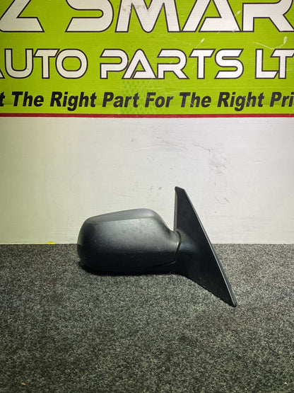 2006 Mazda Axela - Right Door Mirror PN: 3 wires