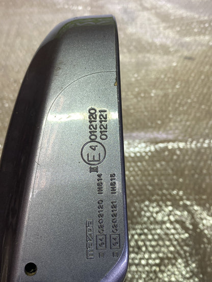 2004 Mazda MPV- Left Door Mirror PN: 5 wires