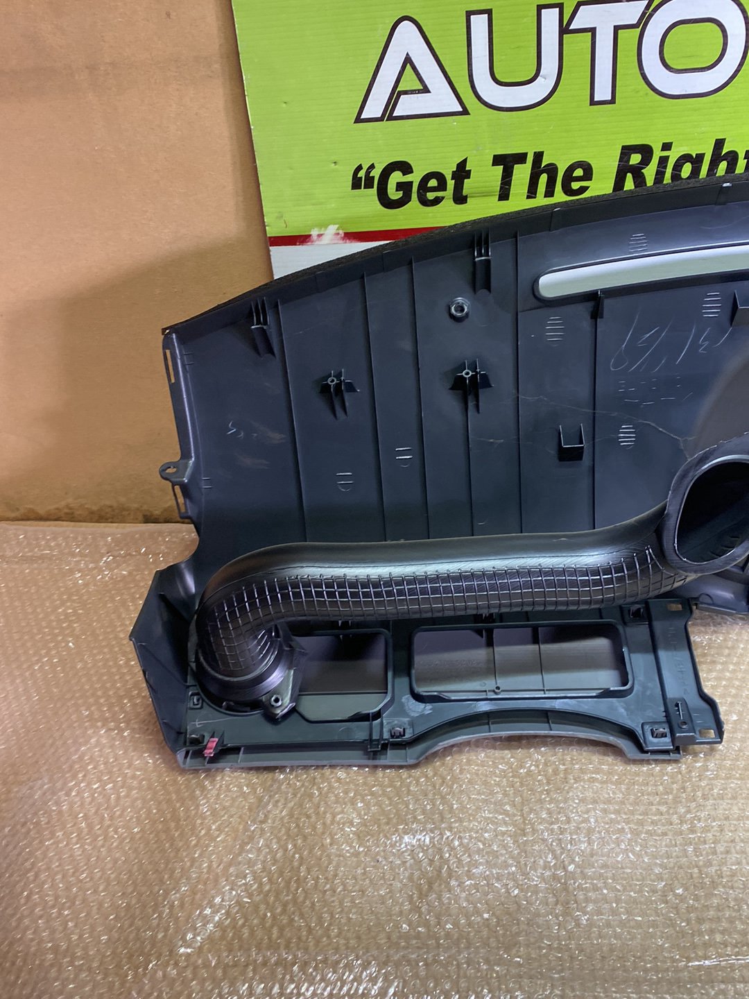 2006 Used Toyota Sienta - Dash Assembly PN: see photos