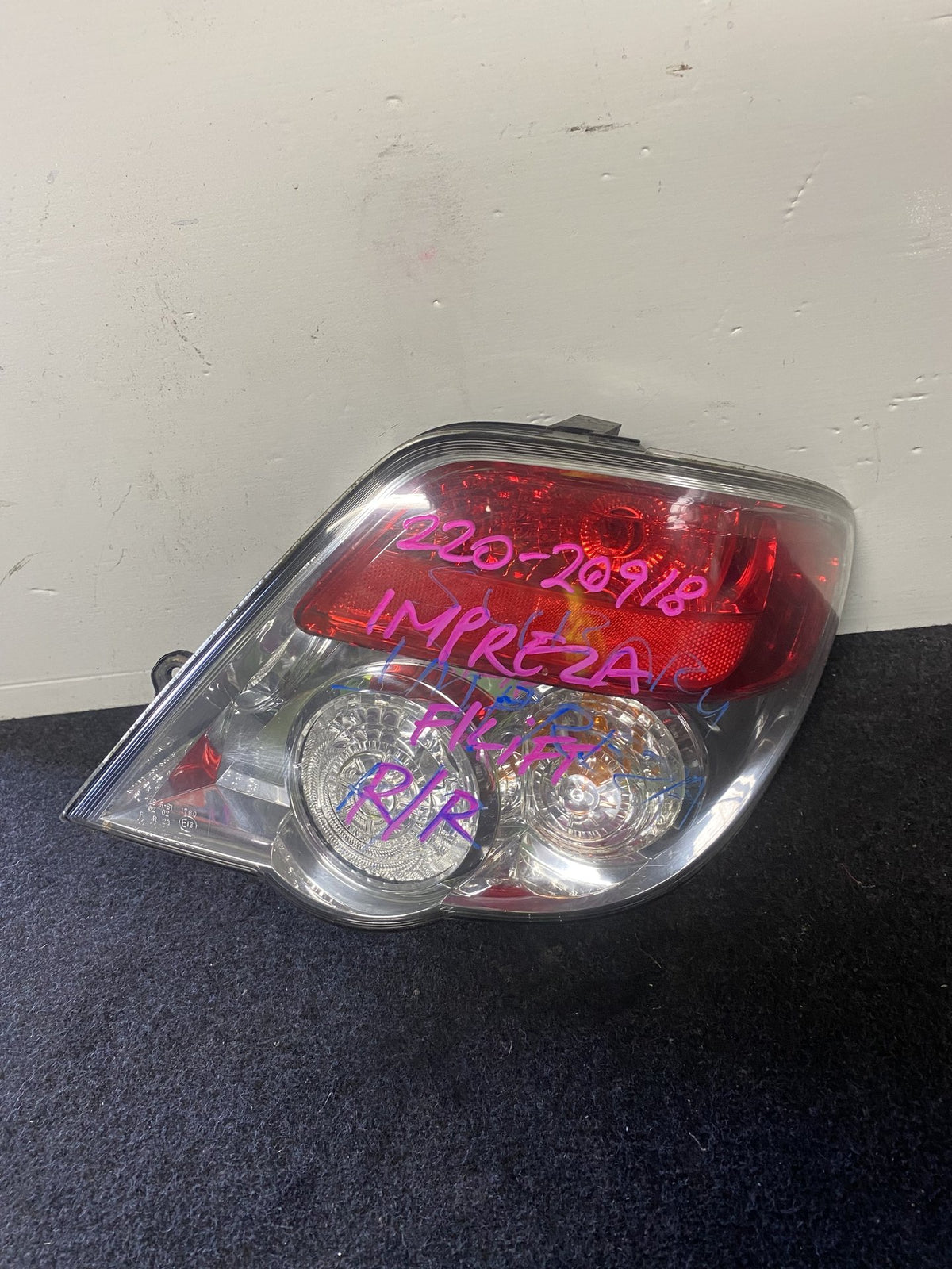 2007 Subaru Impreza - Right Taillight PN: 220-20918 F/Lift H/B type