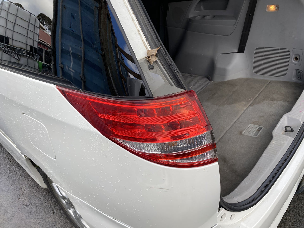 2006 Toyota Estima Aeras ACR50 Dismantling For Parts