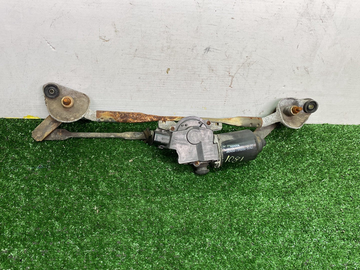 2005 Used Toyota Ist NCP60 - Wiper Motor PN: 8511052270