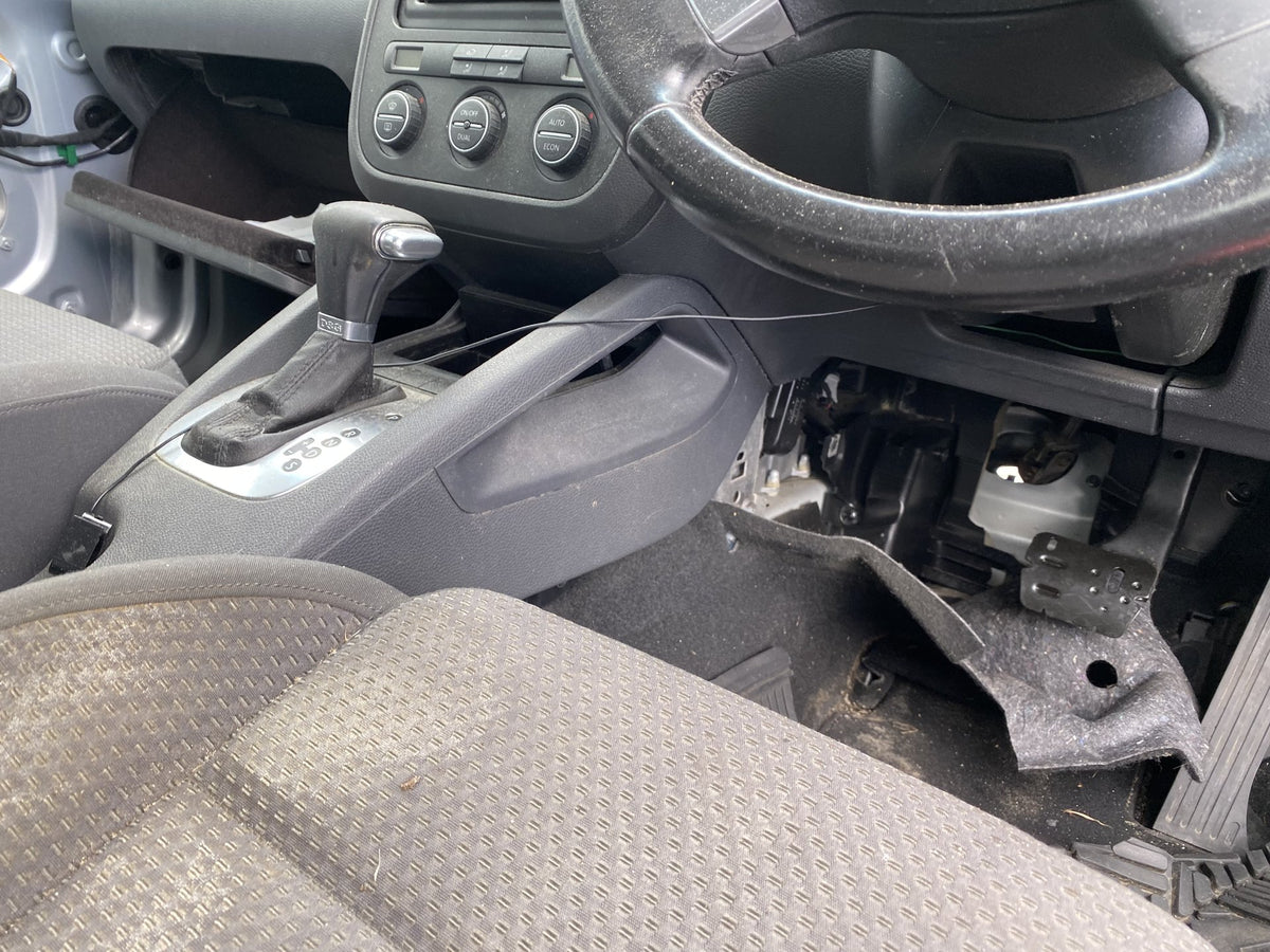 2007 Volkswagen Golf GT - Dismantling For Parts