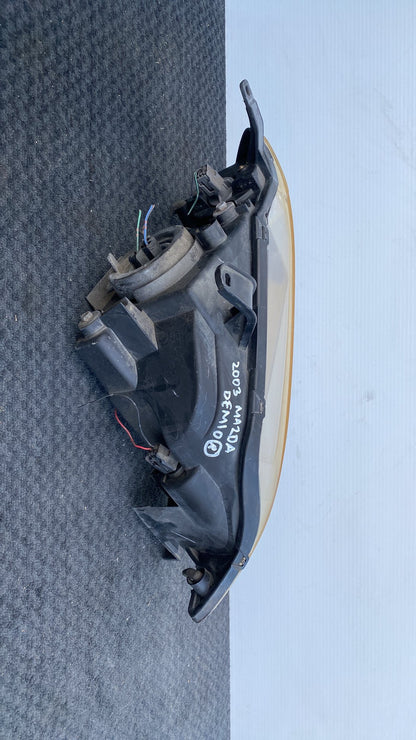 2003 Mazda Mazda2 - Left Headlight PN: P1919L