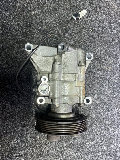 2009 Mazda Demio DE5FS - A/C Compressor