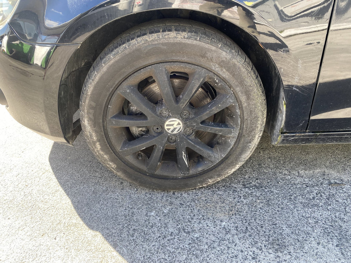 2009 Volkswagen Golf TSi WVWZZZ1KZ9P451017  Dismantling For Parts