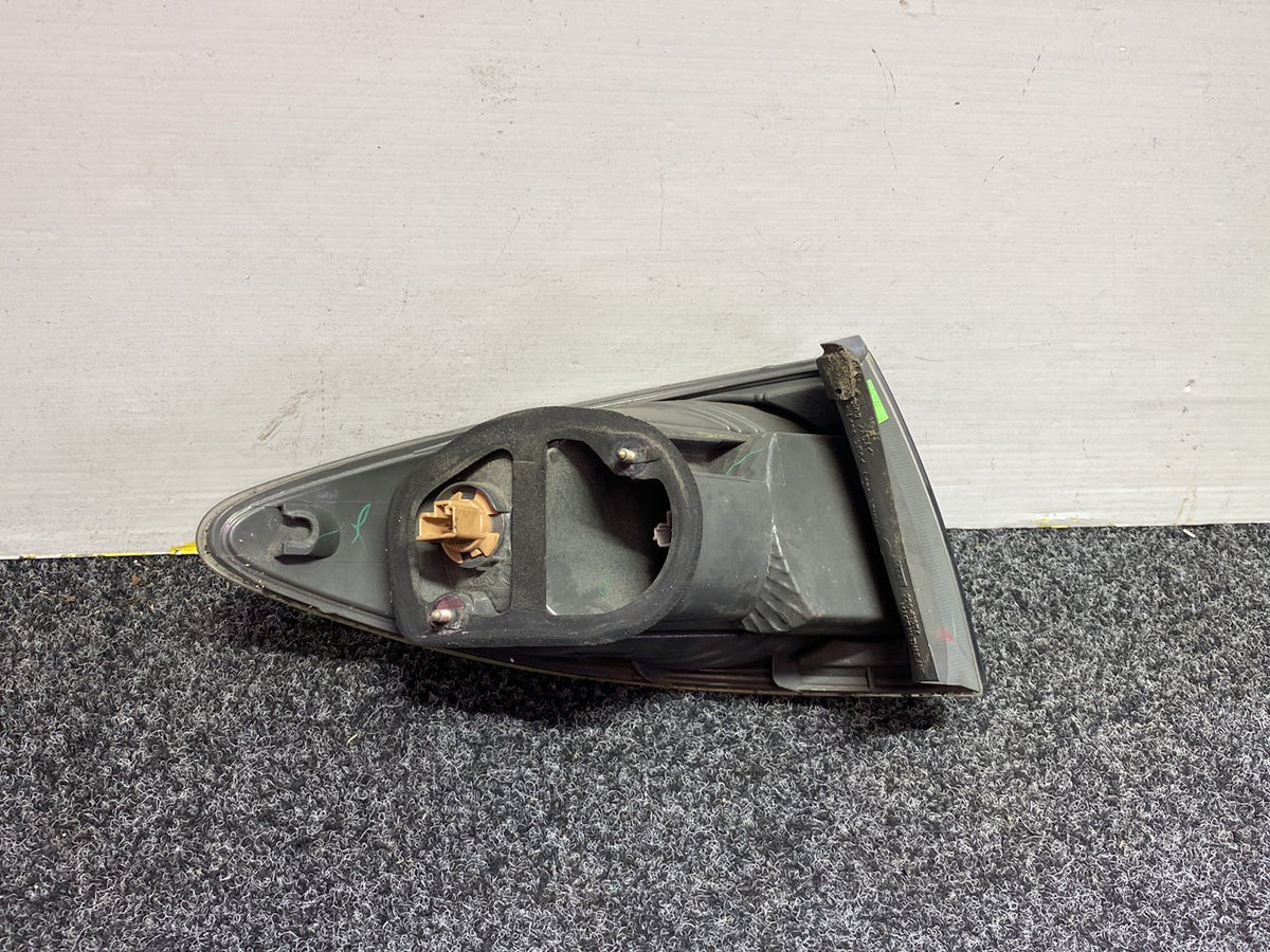 2005 Mazda Atenza GY3W - Right Taillight PN: 220-61974
