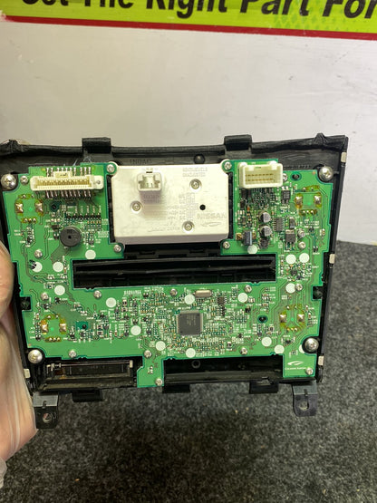 2008 Nissan Skyline V36 - Climate Controller