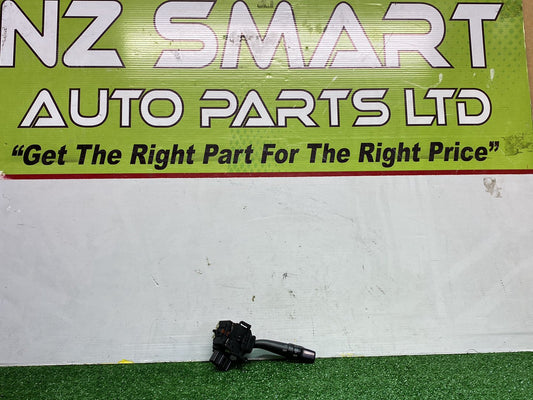 2002 Used Toyota Caldina - Headlight Switch PN: Spot light type
