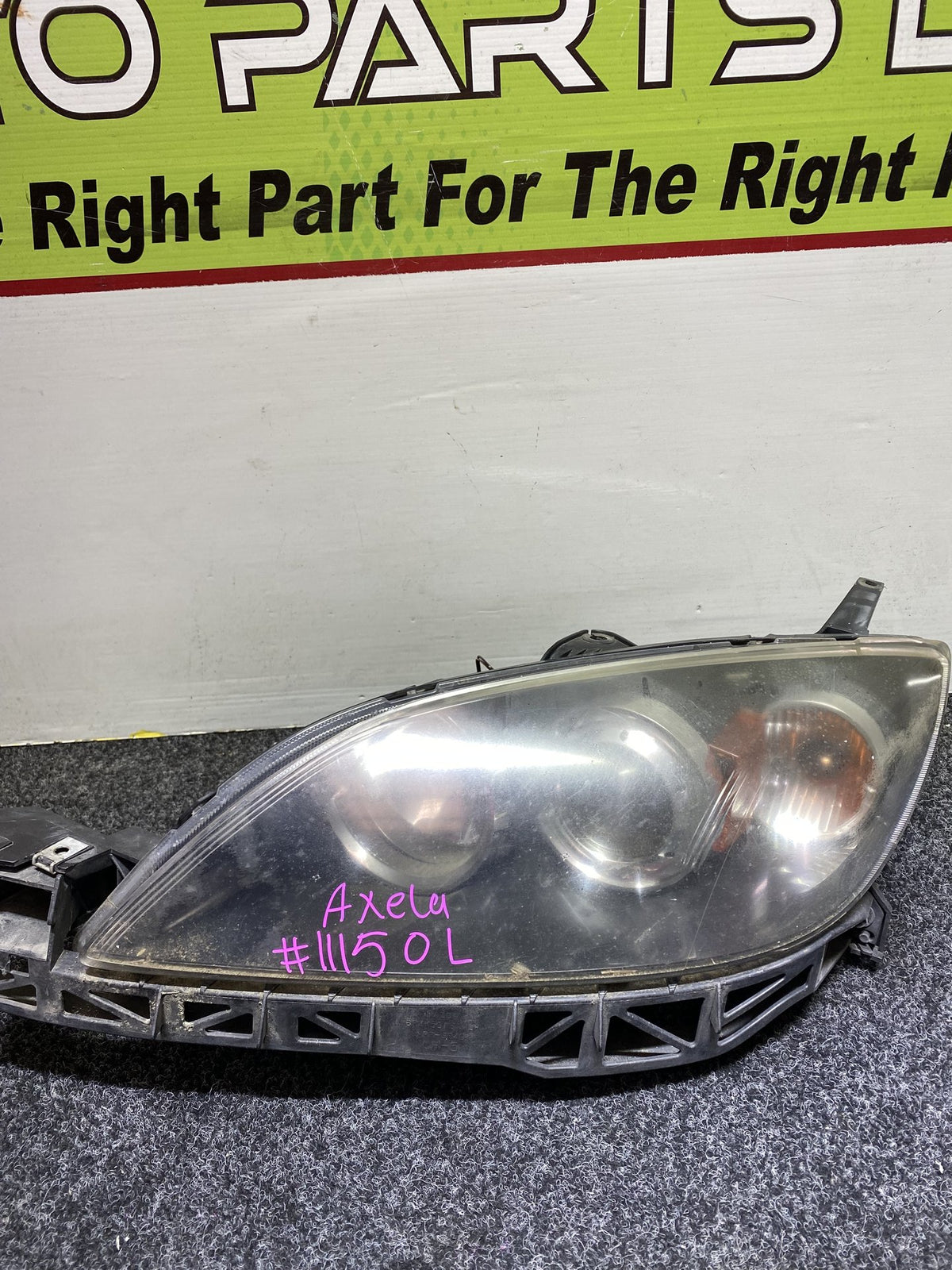2008 Mazda Axela BK - Left Headlight Manual Adjust/ Non Hid/ P2951