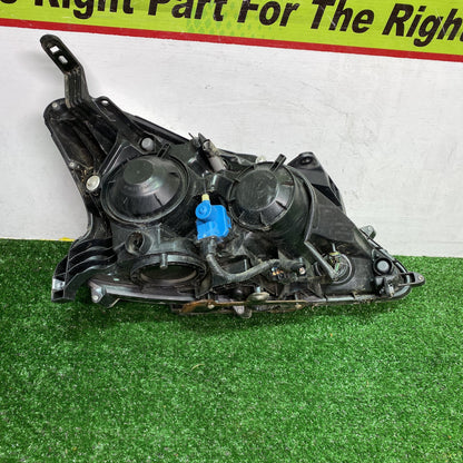 2015 Nissan Pulsar - Left Headlight PN: STANLEY W0610