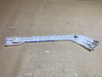 2015 Used Toyota Prius W30 - Left Rear Bumper Retainer PN: 52576-47020