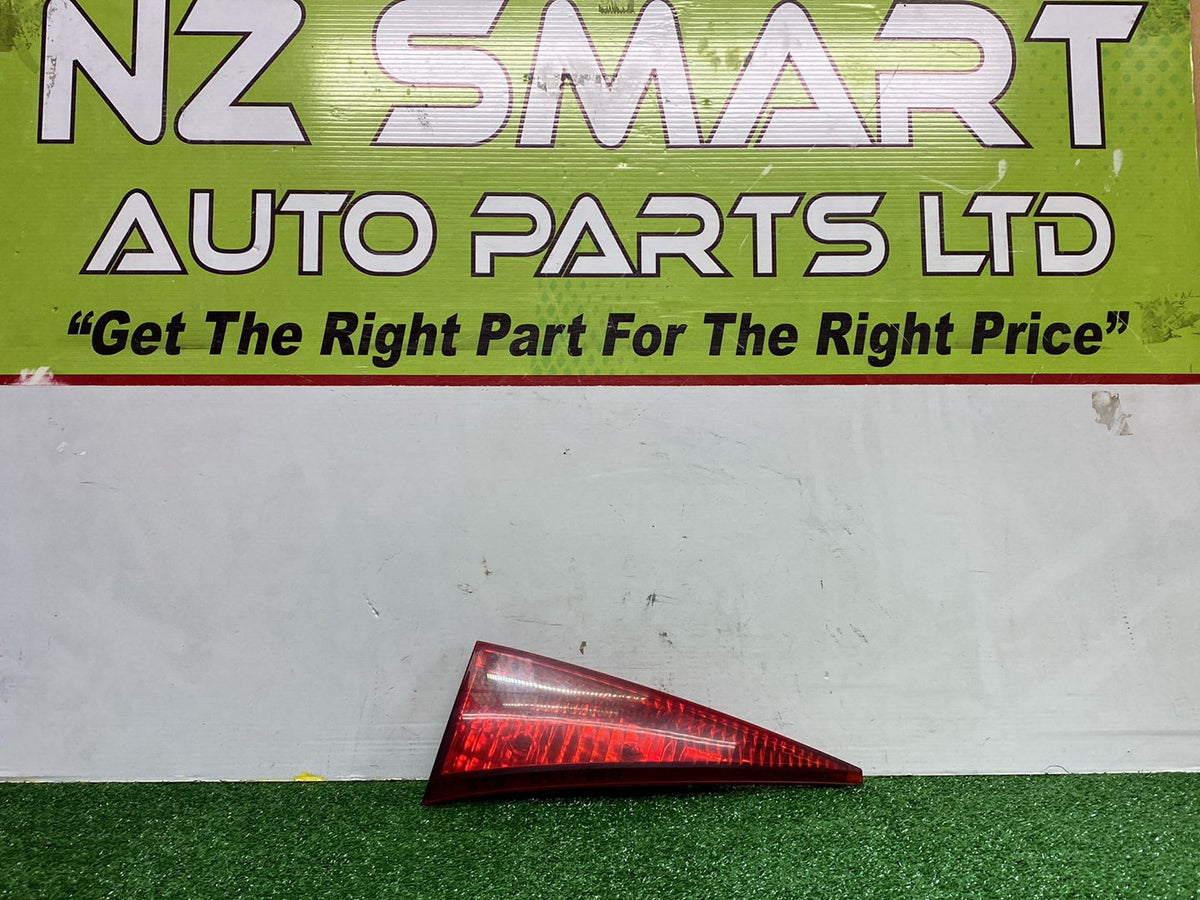 2002 Used Toyota Caldina - Right Boot Light PN: 21-58