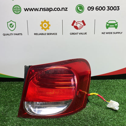 2006 Used Lexus GS450h - Right Taillight LENS: KOITO 30-325/ PN: 81581-30330