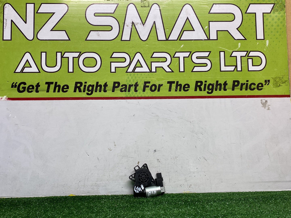 2009 Mazda Axela - Right Rear Window Motor