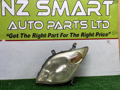 2004 Used Toyota Ist NCP60-0174954 - Left Headlight PN: 8110652270