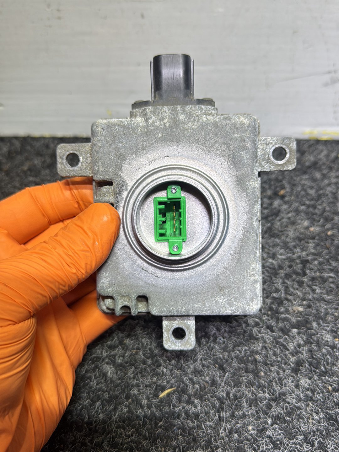 2007 Honda Stream - HID Ballast