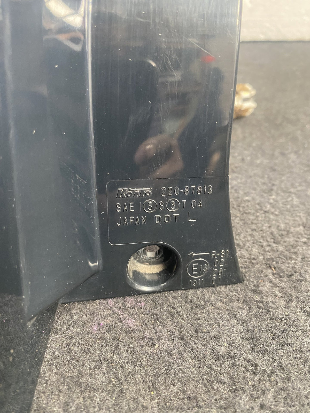 2008 Mitsubishi Outlander - Left Taillight PN: 220-87813