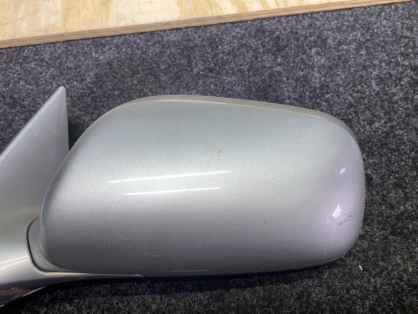 2005 Toyota Mark X - Left Door Mirror PN: 7 wires