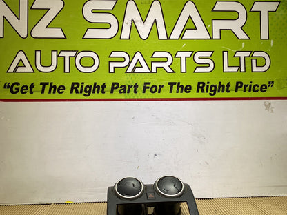 2007 Nissan Dualis- Stereo Facia PN: see photos
