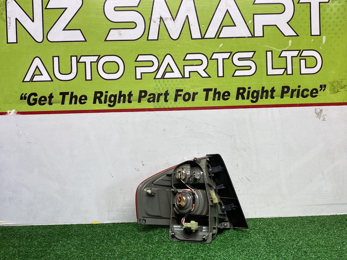 2009 Subaru Legacy - Right Taillight PN: 220-20960
