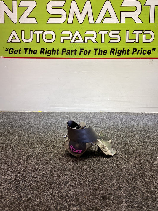 2011-2011 Used Toyota Prius - Right Rear Seat belt PN: D095806