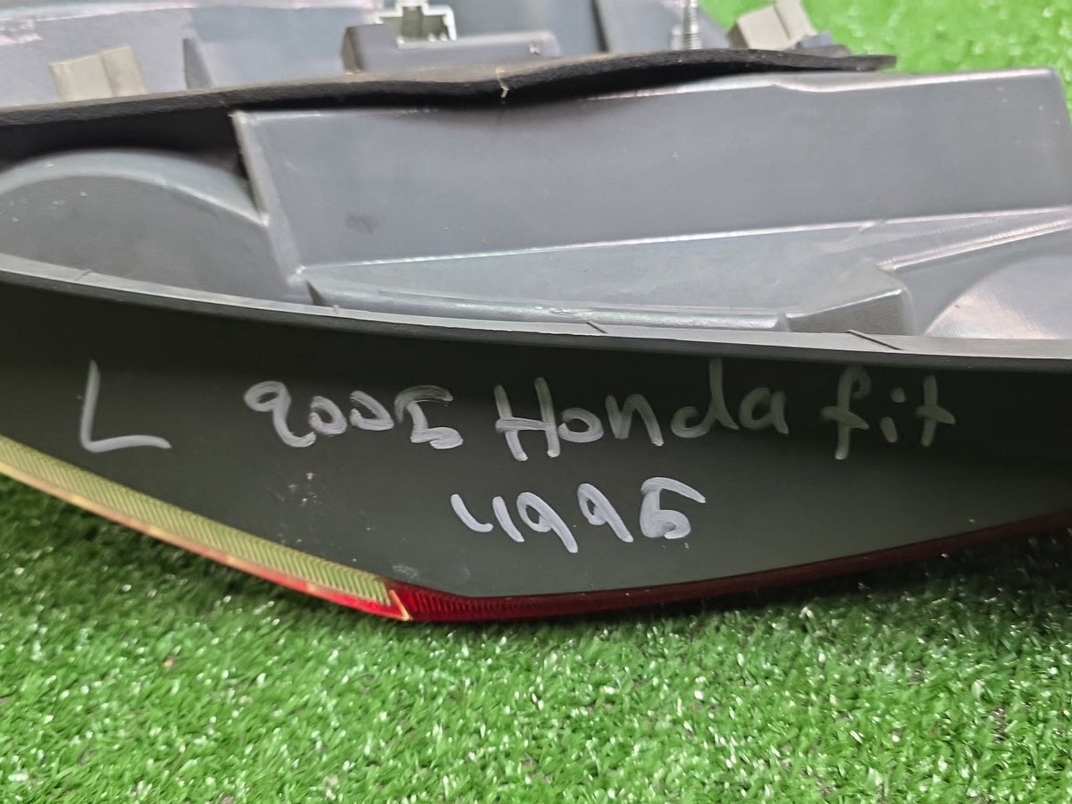 2005 Honda Fit - Left Taillight PN: 4995