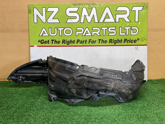 2002 Used Toyota Caldina - Right Front Guard Liner PN: 5387521050